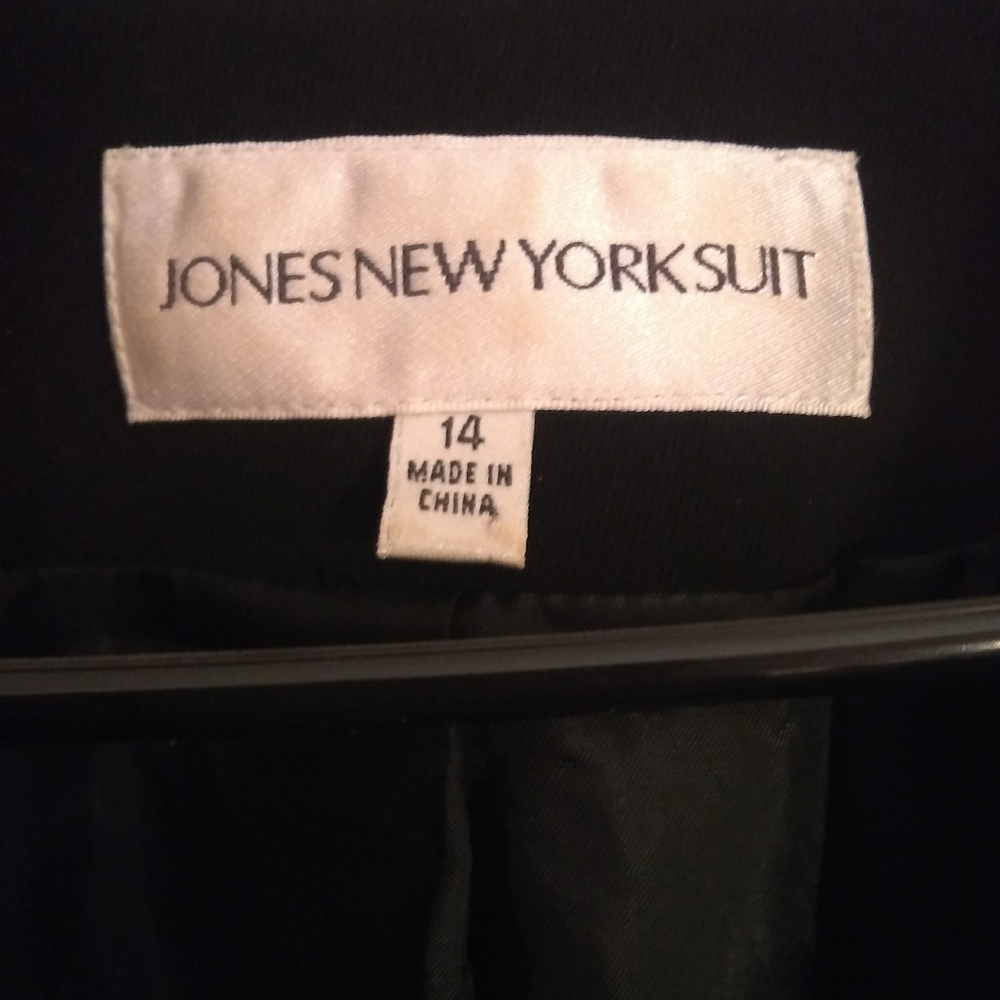Jacket - Picture 3 of 5